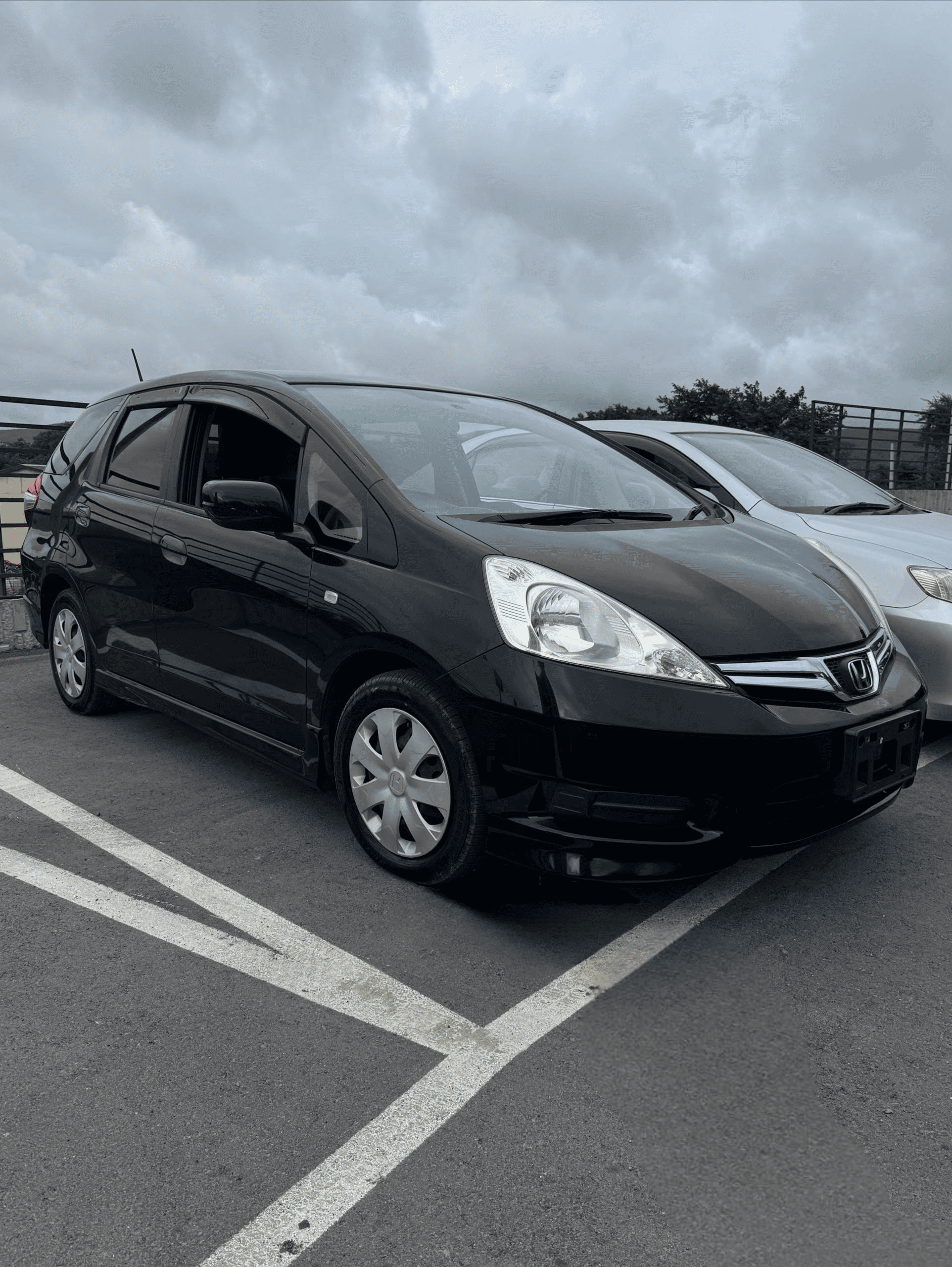Honda fit shuttle